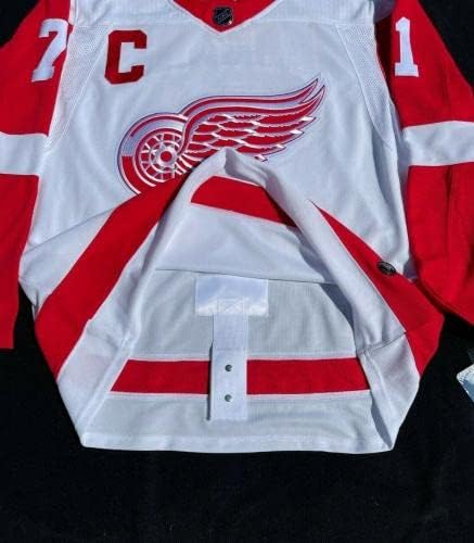 Dylan Larkin potpisao Detroit Crvena krila Adidas Autentični dres Veličina 56 JSA COA - autogramirani NHL dresovi